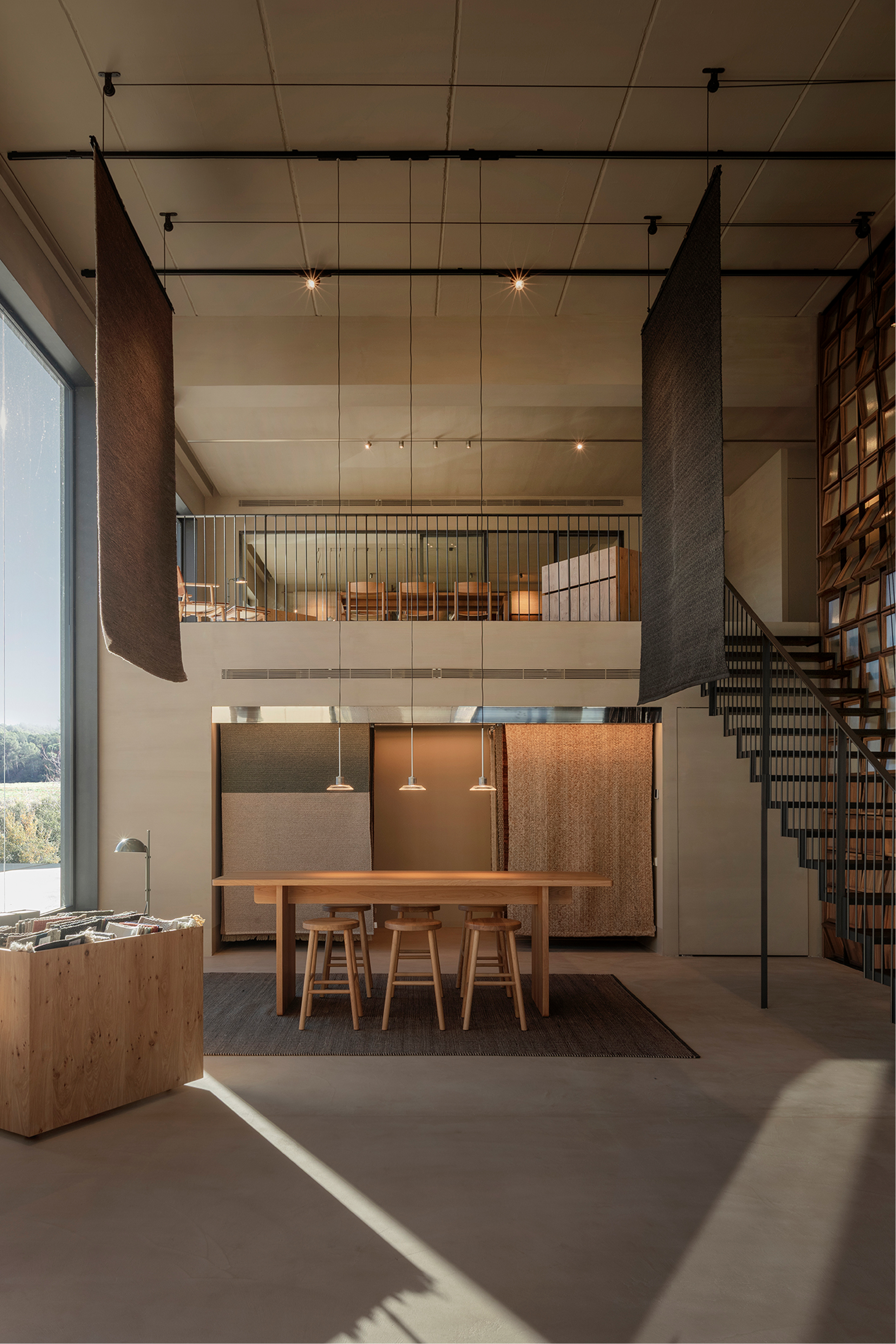 09-olga-pajares-interiorismo-showroom-cumellas-proyectos